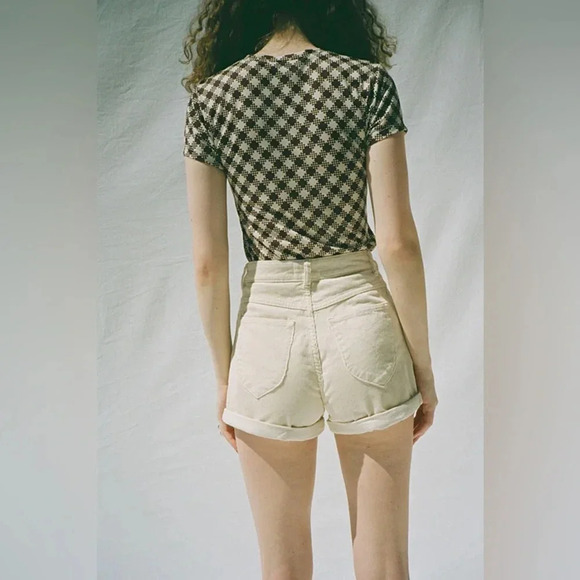 Rolla’s NWT Duster 25 corduroy Shorts in Salt - Picture 2 of 12